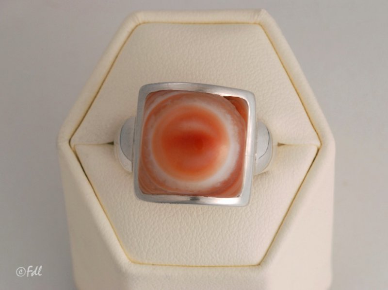 Bague avec agate dite "oeil de shiva"